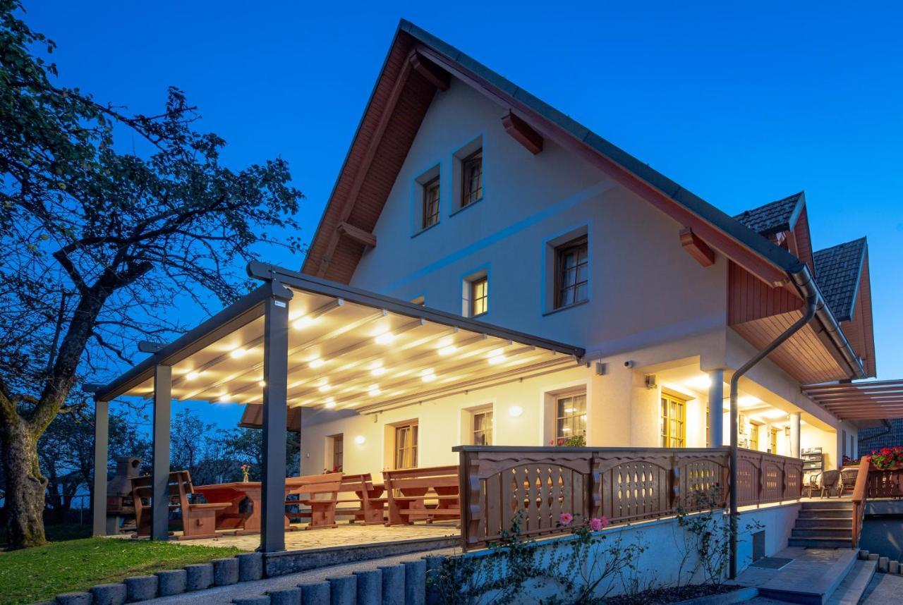 Boutique Hotel Loka Skofja Loka Bagian luar foto