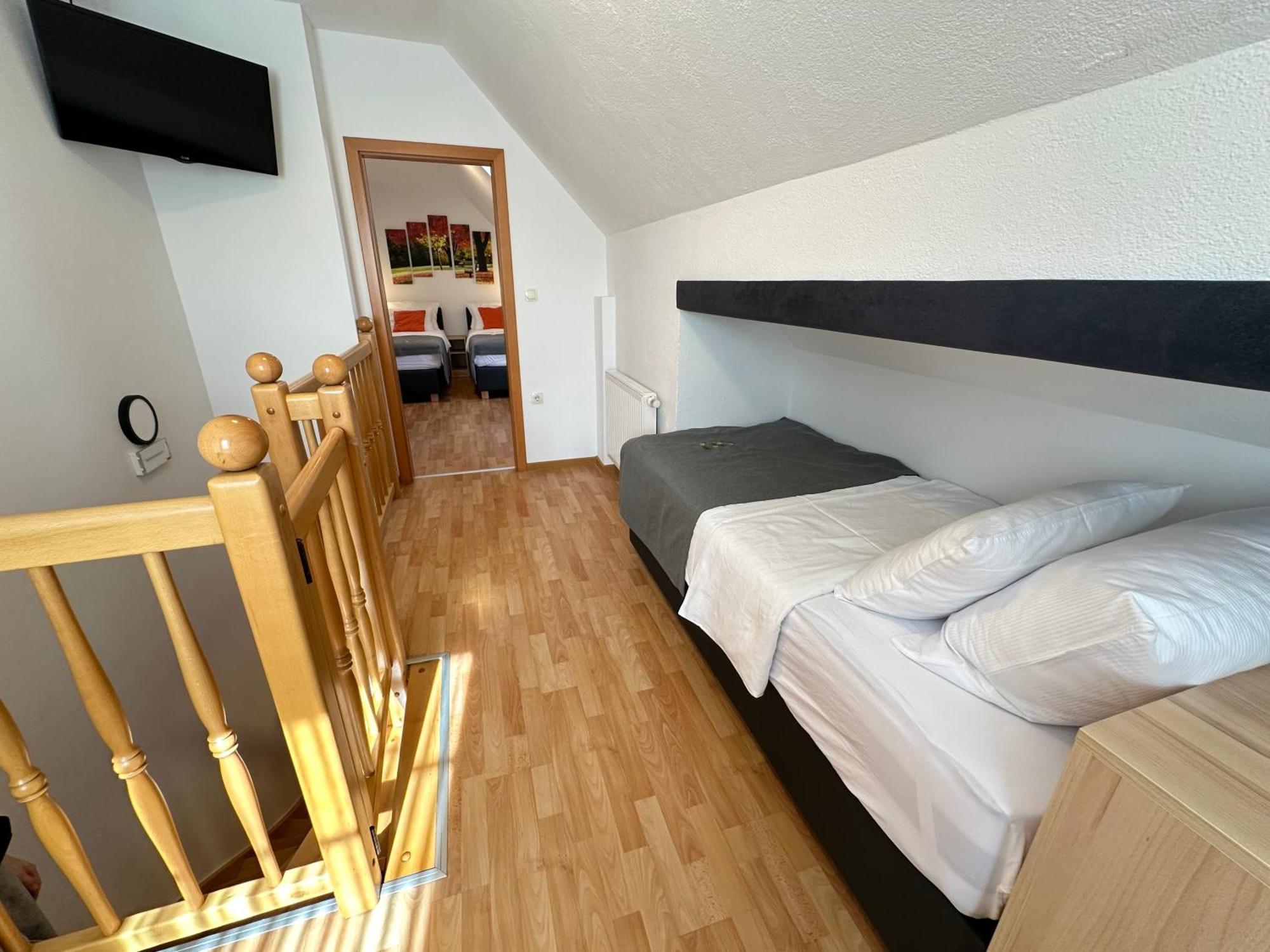 Boutique Hotel Loka Skofja Loka Bagian luar foto